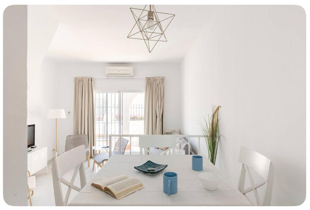La Casa En La Carihuela Playa A 4 Minutos A Pie Villa Torremolinos Luaran gambar
