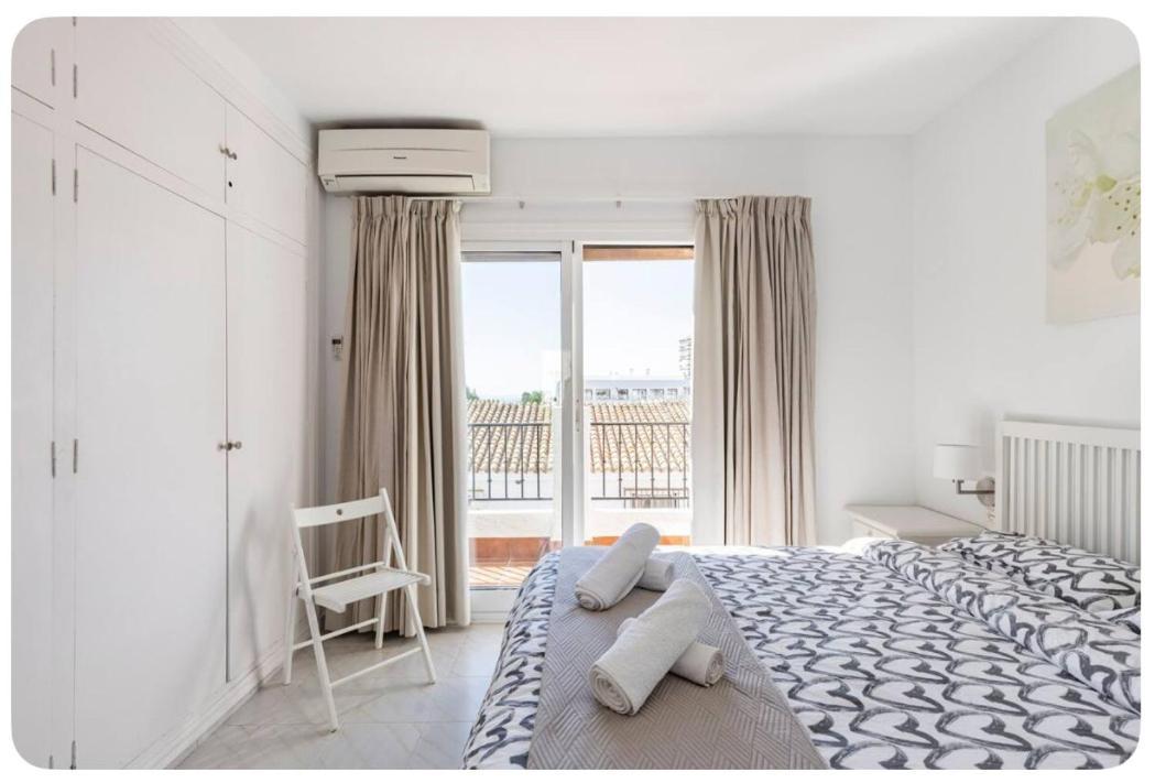 La Casa En La Carihuela Playa A 4 Minutos A Pie Villa Torremolinos Luaran gambar