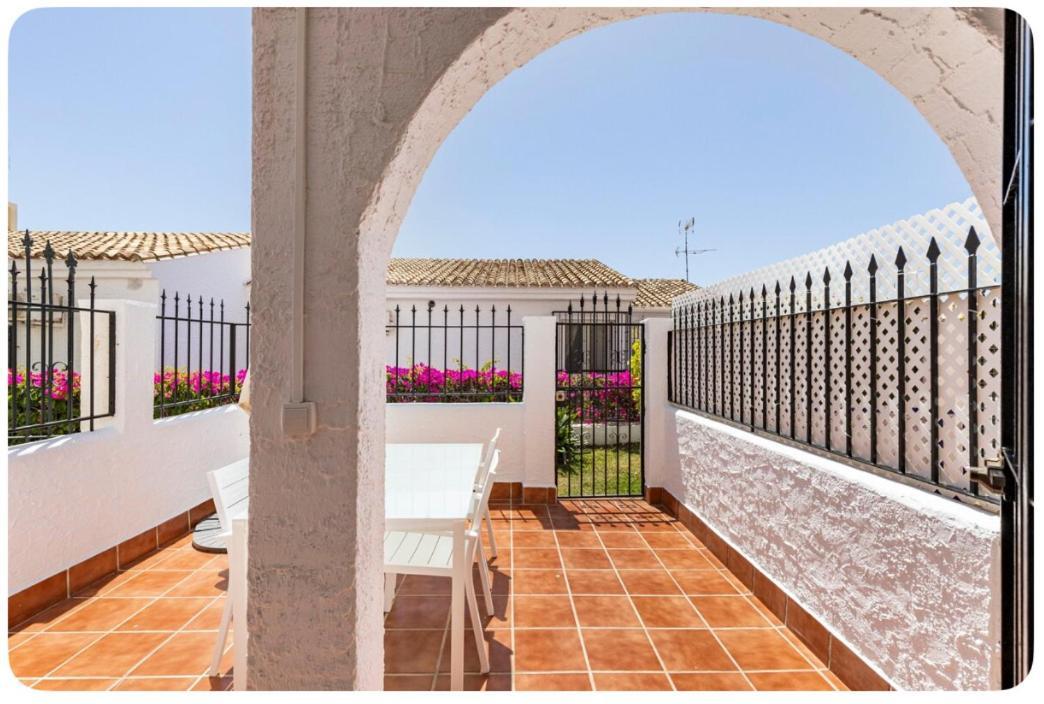 La Casa En La Carihuela Playa A 4 Minutos A Pie Villa Torremolinos Luaran gambar