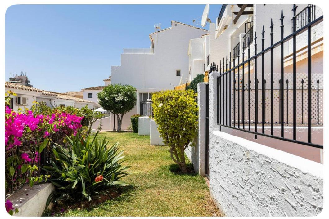 La Casa En La Carihuela Playa A 4 Minutos A Pie Villa Torremolinos Luaran gambar